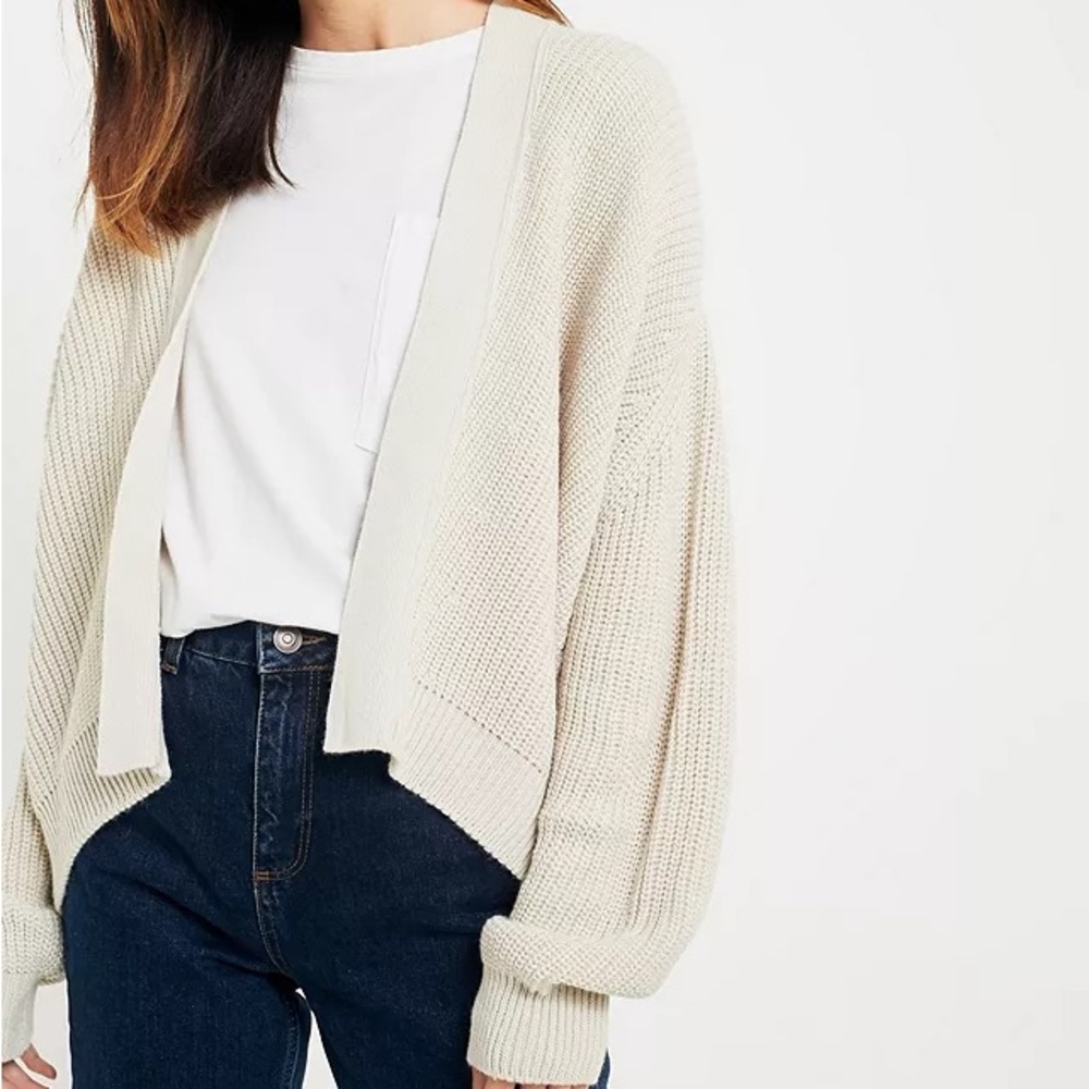 Urban Outfitters Women's Cream Sweater